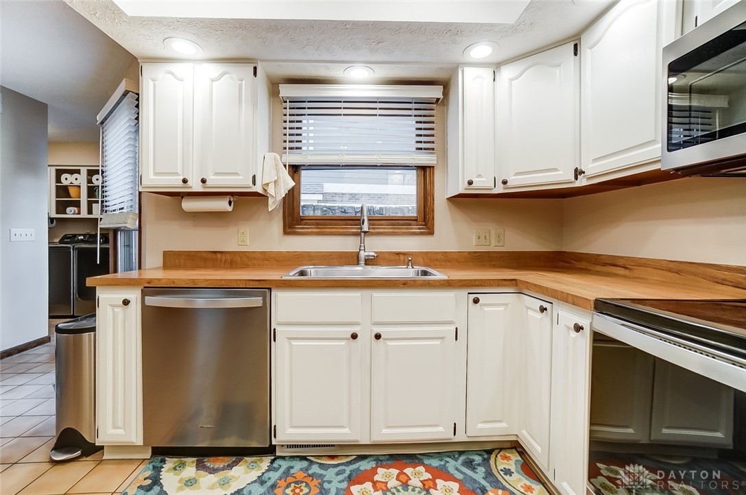 925 Deer Run Road Dayton, OH 45459 - Photo 21 of 53 Gallery Image 21