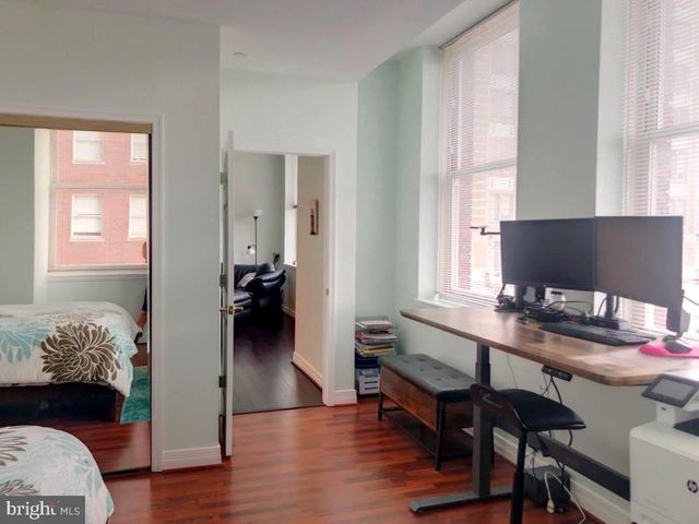 $350,000 | 1600 Arch Street, Unit 703, Philadelphia, PA 19103