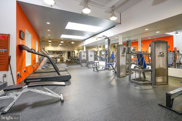 $350,000 | 1600 Arch Street, Unit 703, Philadelphia, PA 19103