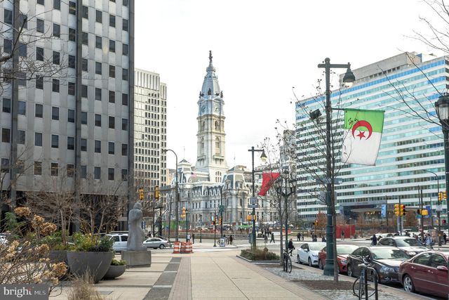 $350,000 | 1600 Arch Street, Unit 703, Philadelphia, PA 19103