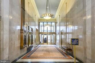 $350,000 | 1600 Arch Street, Unit 703, Philadelphia, PA 19103