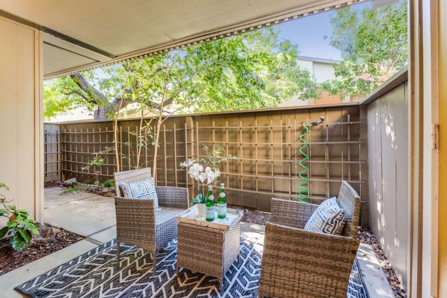 49 Showers Drive, Unit E152 Mountain View, CA 94040 - Photo 15 of 27 a outdoor living room with furniture