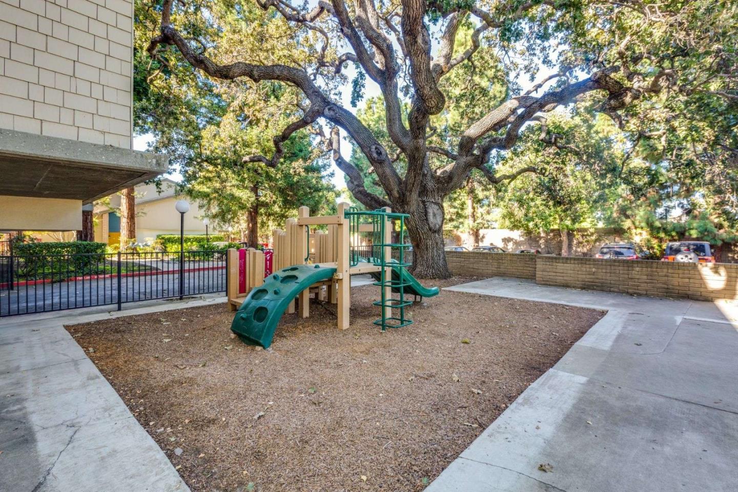49 Showers Drive, Unit E152 Mountain View, CA 94040 - Photo 22 of 27 a view of outdoor space and patio