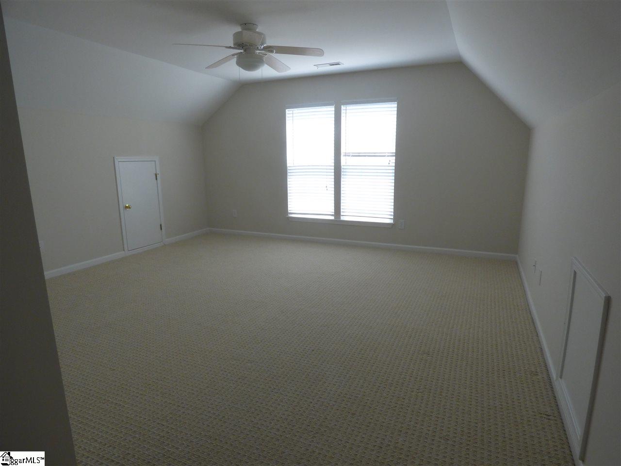 343 Amberleaf Way Simpsonville, SC 29681 - Photo 13 of 34 Gallery Image 13