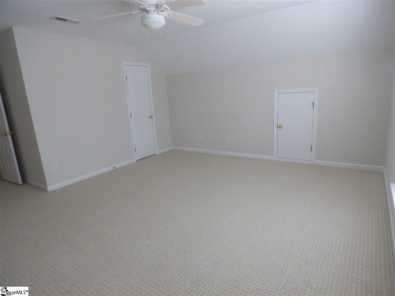 343 Amberleaf Way Simpsonville, SC 29681 - Photo 14 of 34 Gallery Image 14