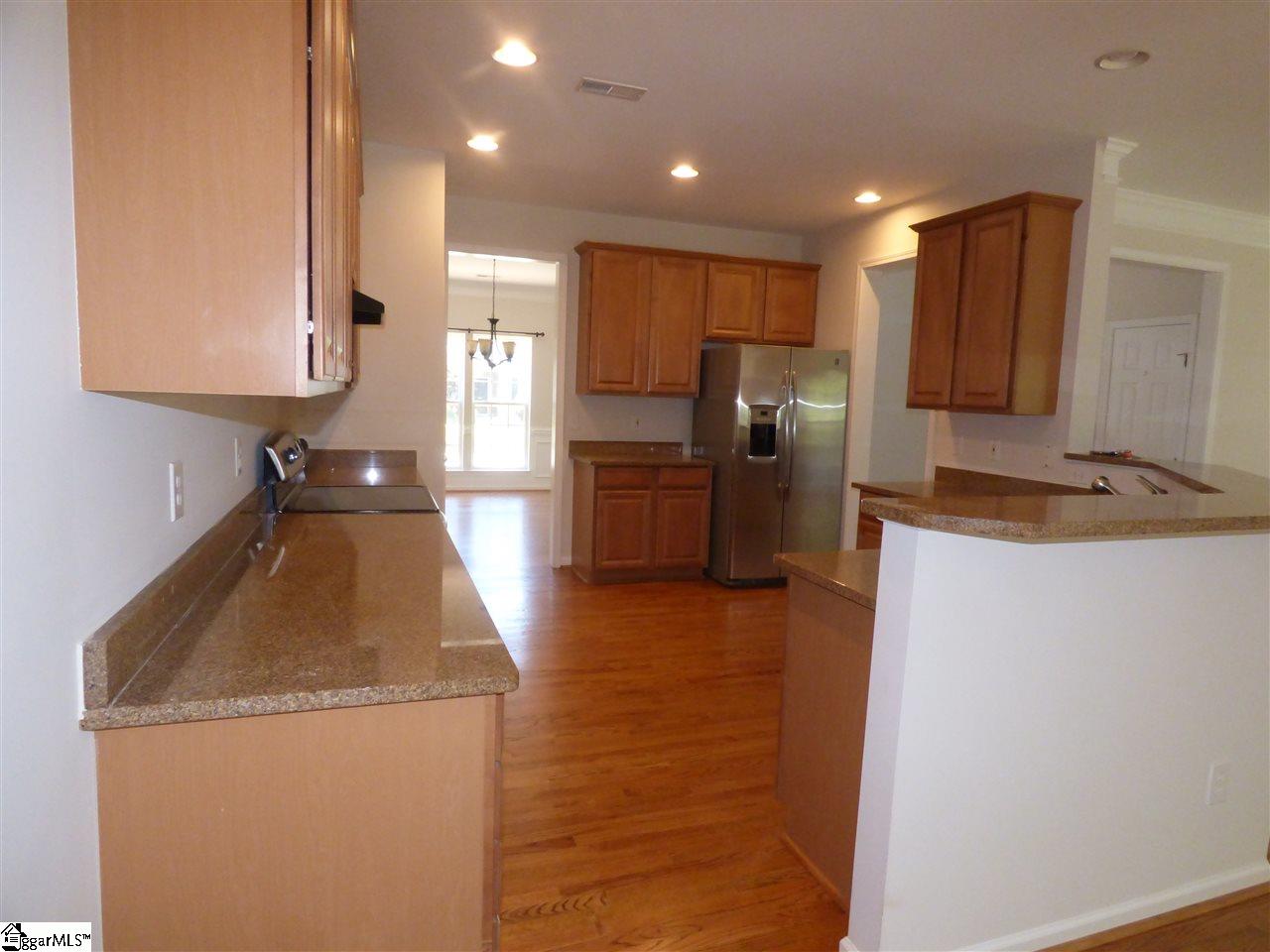 343 Amberleaf Way Simpsonville, SC 29681 - Photo 28 of 34 Gallery Image 28