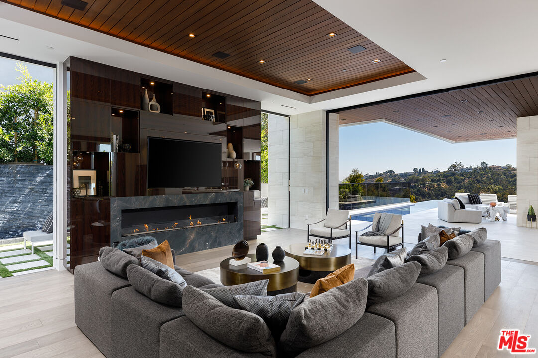 1475 Bel Air Road Los Angeles, CA 90077 - Photo 5 of 30