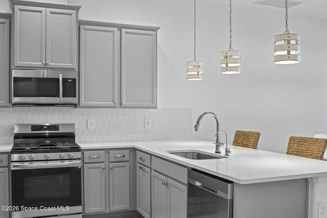 $425,000 | 2690 Avalonia Drive, Melbourne, FL 32940