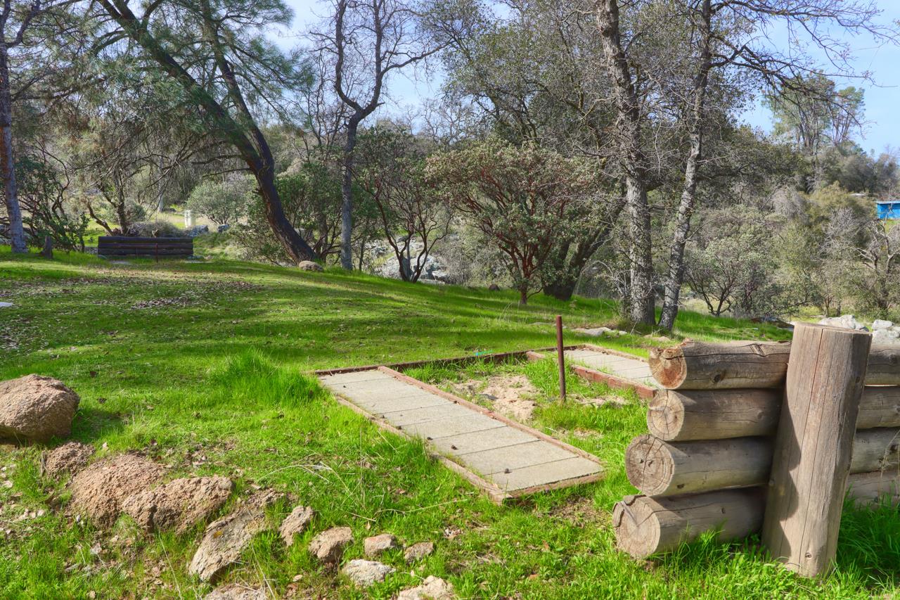 44755 Savage Road Coarsegold, CA 93614 - Photo 39 of 70 Horse Shoe Pit
