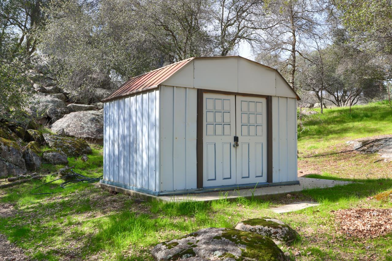 44755 Savage Road Coarsegold, CA 93614 - Photo 64 of 70