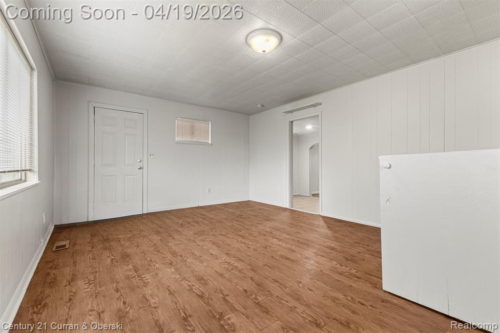 774 Corwin Court Pontiac, MI 48340 - Photo 9 of 28
