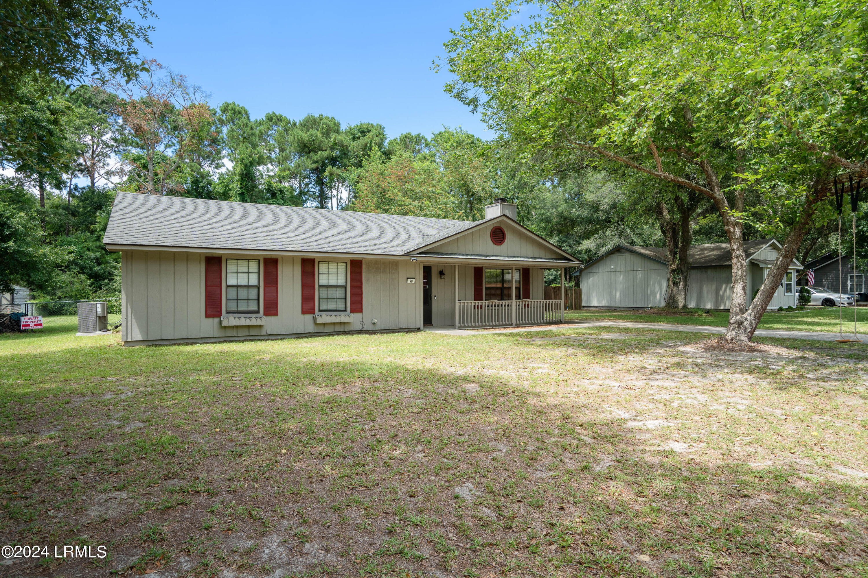 98 State Rd S-7-596 Beaufort, SC 29906 - Photo 1 of 30 98 Possum Hill-1