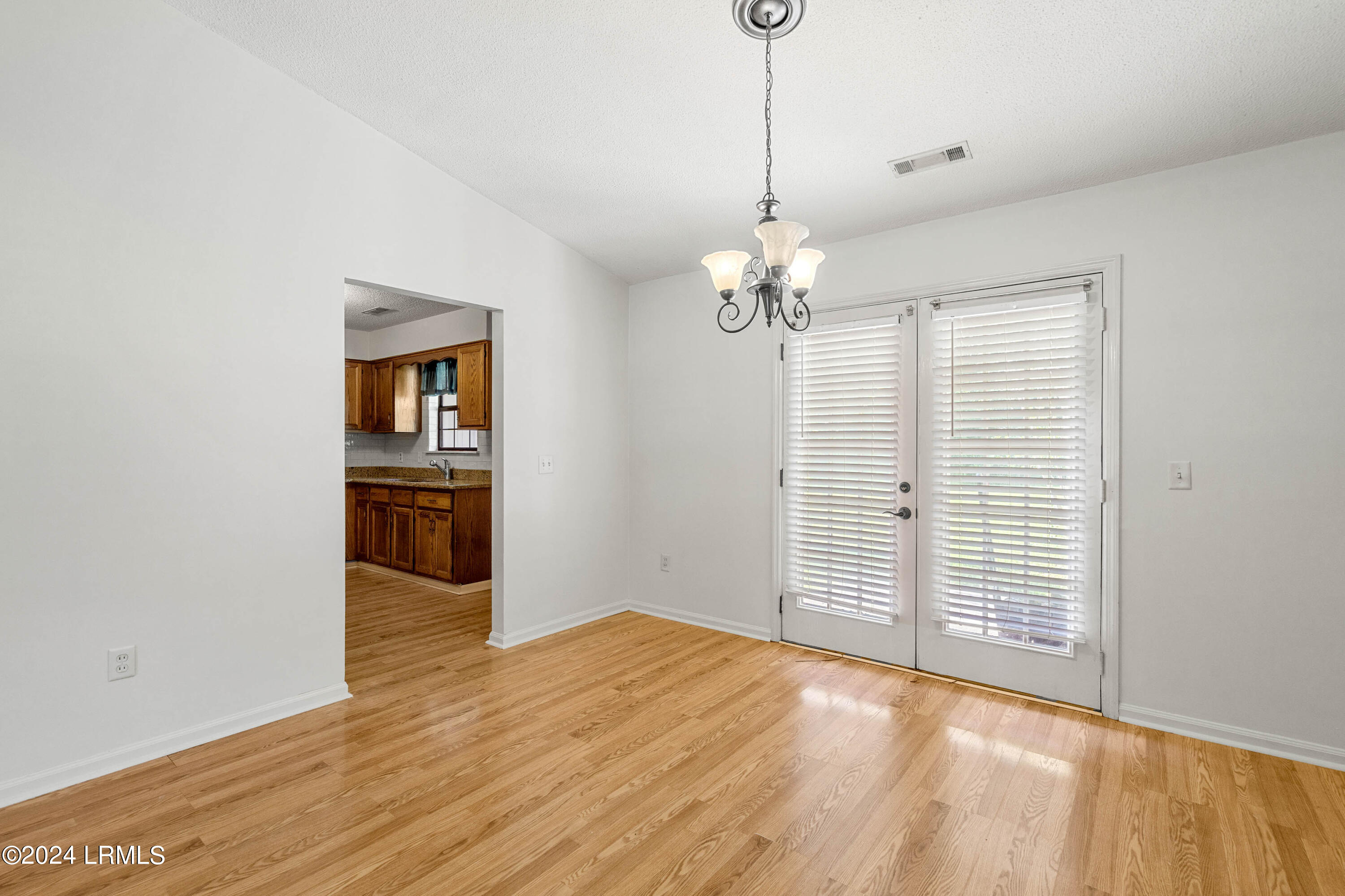98 State Rd S-7-596 Beaufort, SC 29906 - Photo 13 of 30 98 Possum Hill-13