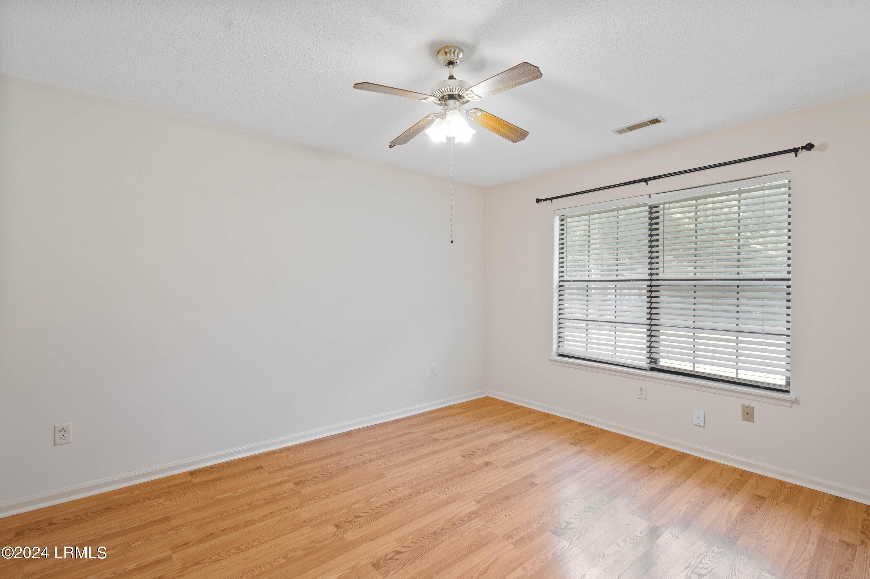 98 State Rd S-7-596 Beaufort, SC 29906 - Photo 24 of 30 98 Possum Hill-24