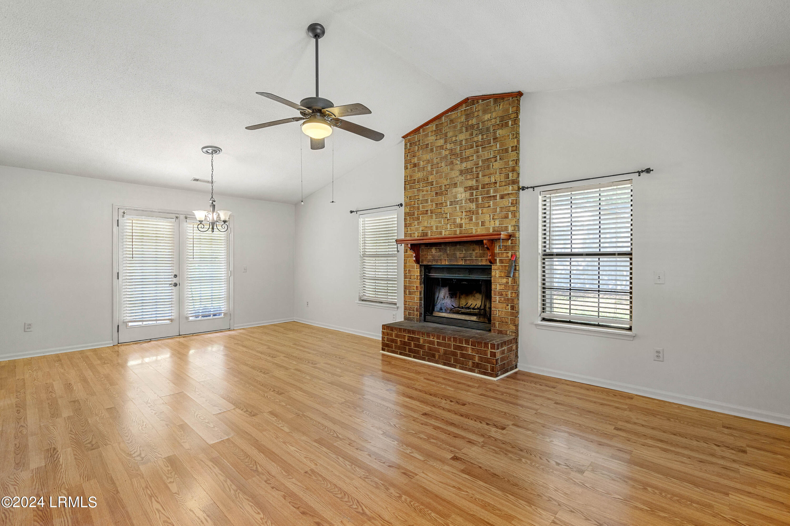 98 State Rd S-7-596 Beaufort, SC 29906 - Photo 7 of 30 98 Possum Hill-7