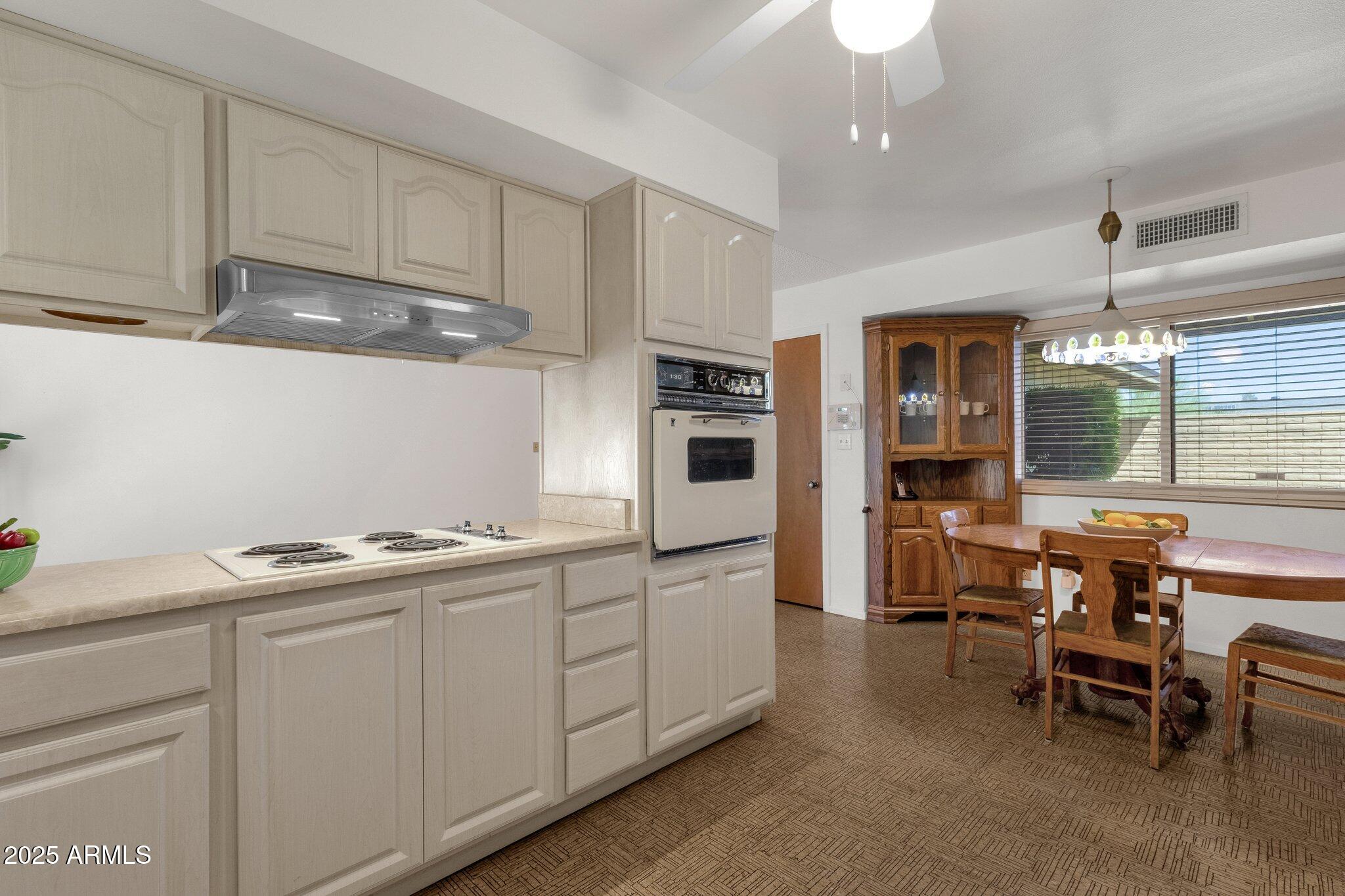 3537 West Shangri-la Road Phoenix, AZ 85029 - Photo 15 of 23 30-web-or-mls-3537-w-shangri-la-rd