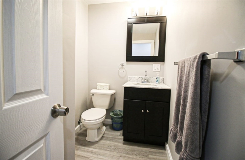 6 Bay View Avenue Lynn, MA 01902 - Photo 14 of 22