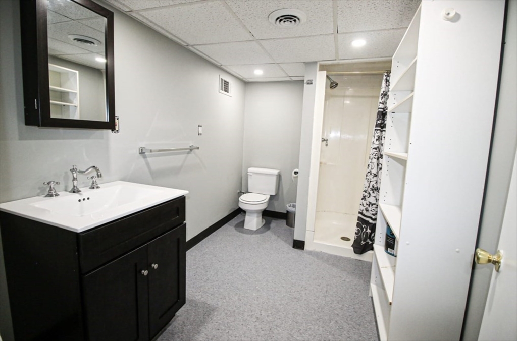 6 Bay View Avenue Lynn, MA 01902 - Photo 18 of 22