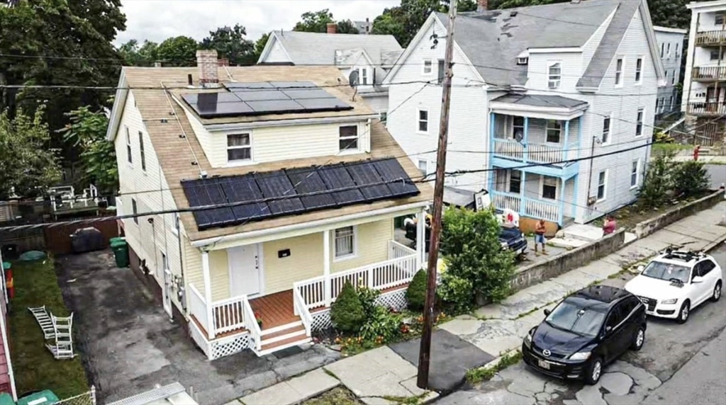 6 Bay View Avenue Lynn, MA 01902 - Photo 2 of 22