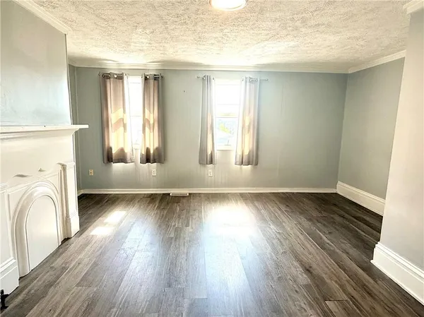 $1,400 | 69 South Washington Street, Unit 2, Waynesburg, PA 15370