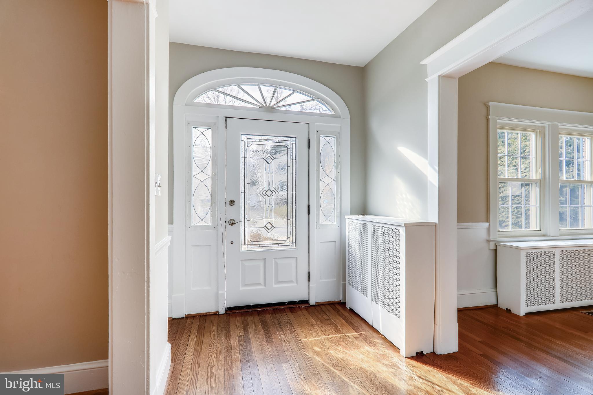 8401 Cedar Street Silver Spring, MD 20910 - Photo 5 of 86 Gallery Image 5