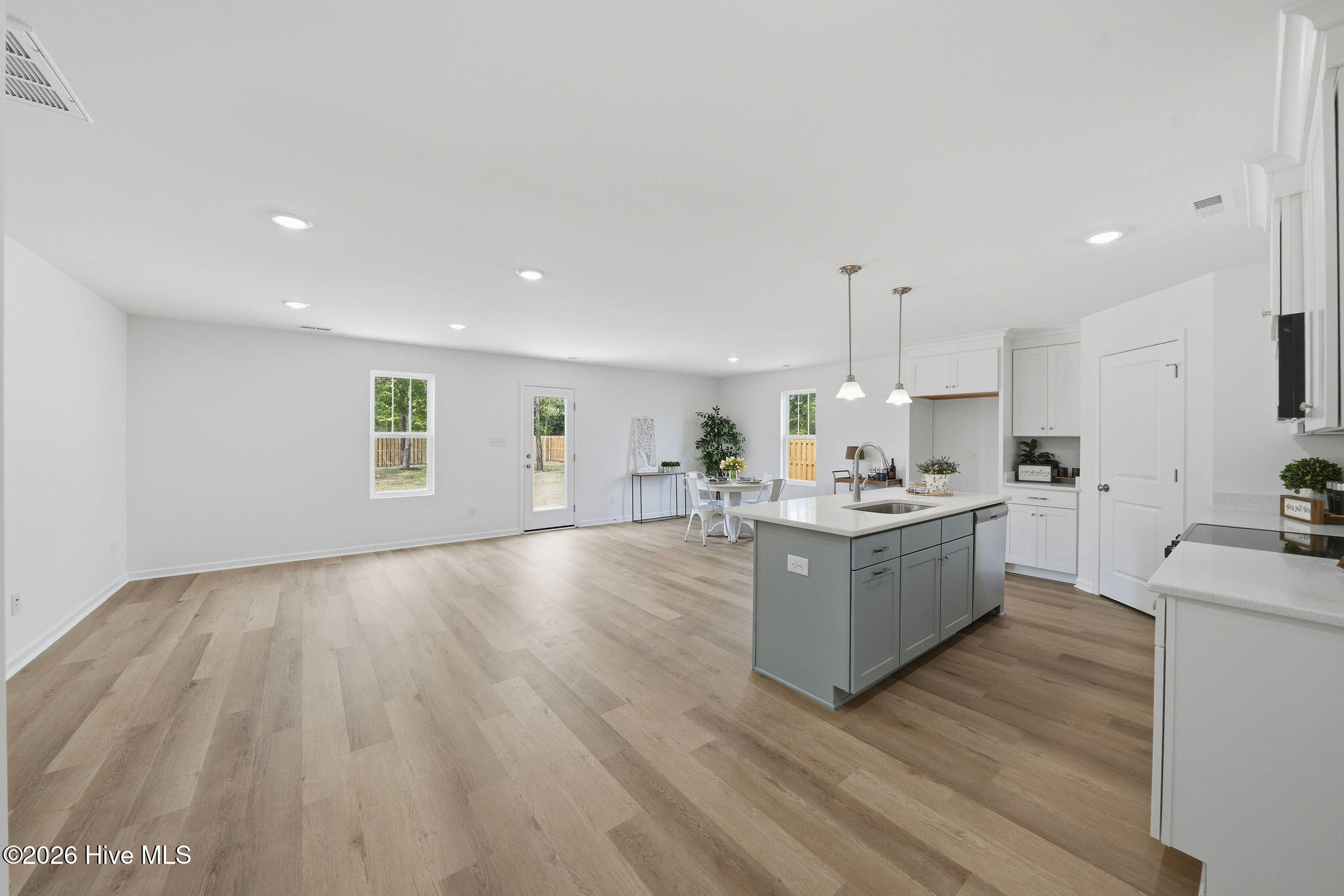 157 King Road Jacksonville, NC 28540 - Photo 14 of 46 Gallery Image 14