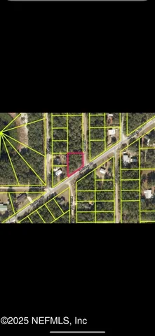 a view of an outdoor space