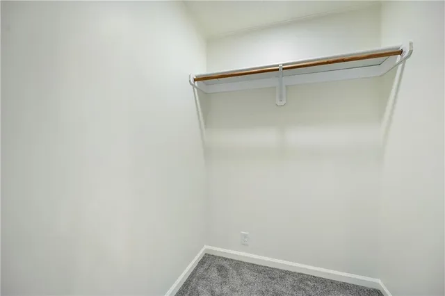 $209,500 | 107 South Claremont Avenue, Sugar Creek, MO 64054