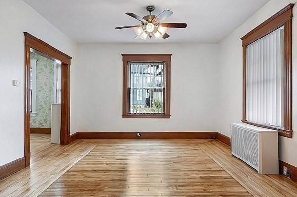 28 Bond Street Lowell, MA 01851 - Photo 17 of 42