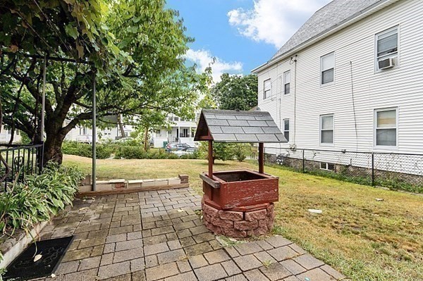 28 Bond Street Lowell, MA 01851 - Photo 40 of 42