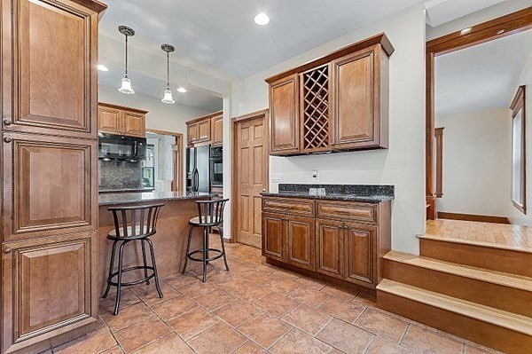 28 Bond Street Lowell, MA 01851 - Photo 7 of 42