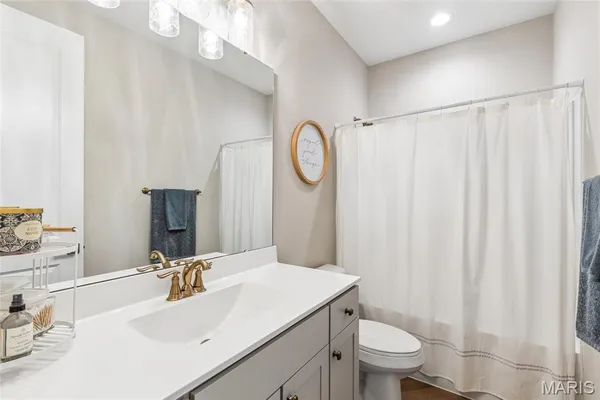 $765,000 | 171 Wyndgate Valley Drive, Lake St. Louis, MO 63367