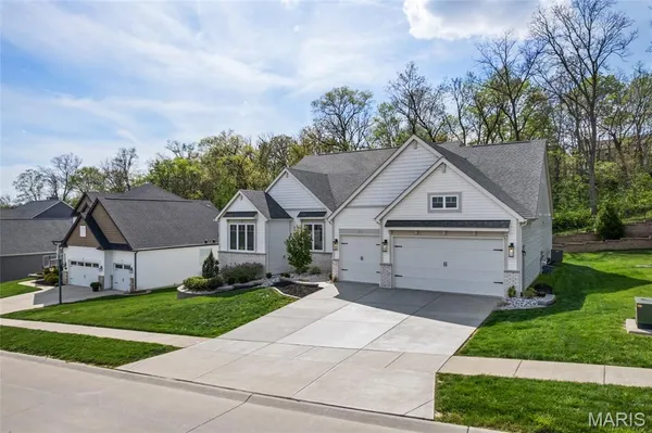 $765,000 | 171 Wyndgate Valley Drive, Lake St. Louis, MO 63367