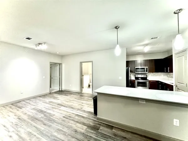 $2,089 | 3788 Richmond Avenue, Unit 1332, Houston, TX 77046