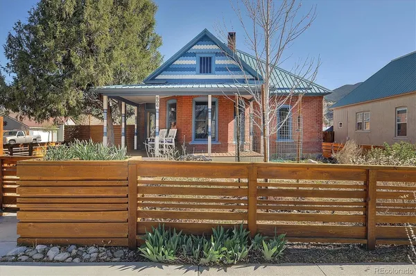 $1,125,000 | 506 East 3rd Street, Salida, CO 81201