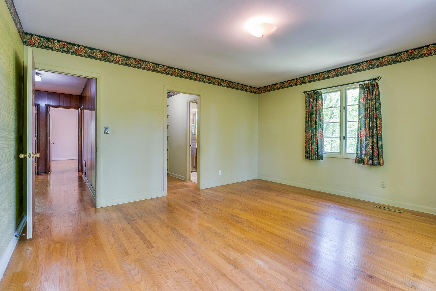 4502 Mitchell Road Kingsport, TN 37664 - Photo 20 of 45 020