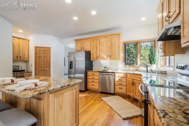 425 Cimarron Road Monument, CO 80132 - Photo 15 of 48 Gallery Image 15
