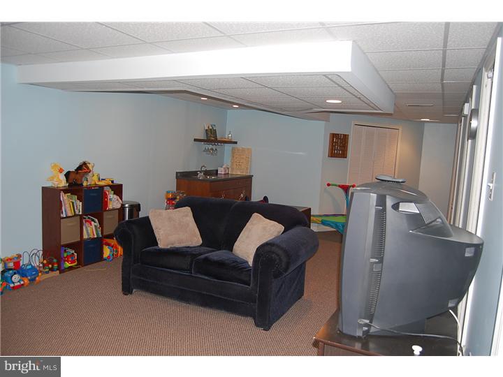 515 Ward Road Brookhaven, PA 19015 - Photo 12 of 14 Basement - Finished