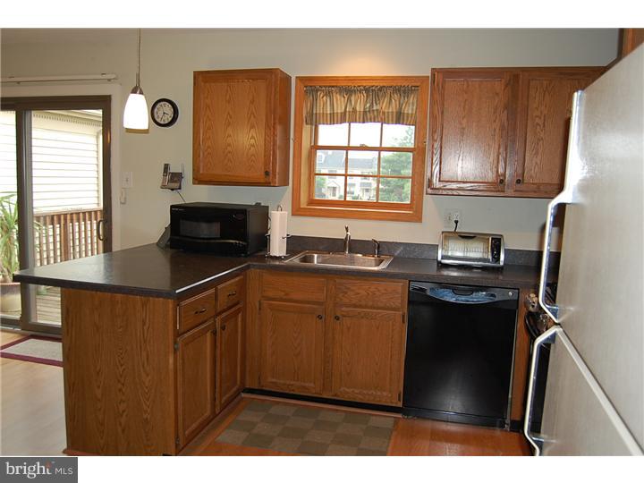 515 Ward Road Brookhaven, PA 19015 - Photo 6 of 14 Kitchen