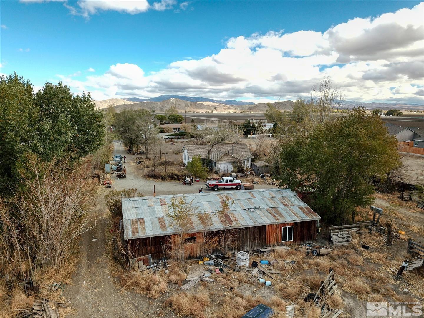 35 Highway 208 Yerington, NV 89447 - Photo 10 of 16 a view of a terrace with sitting area