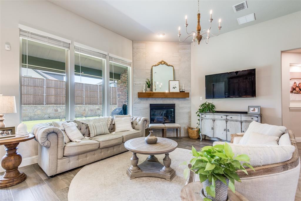 9759 Hickory Hill Road Frisco, TX 75035 - Photo 7 of 38