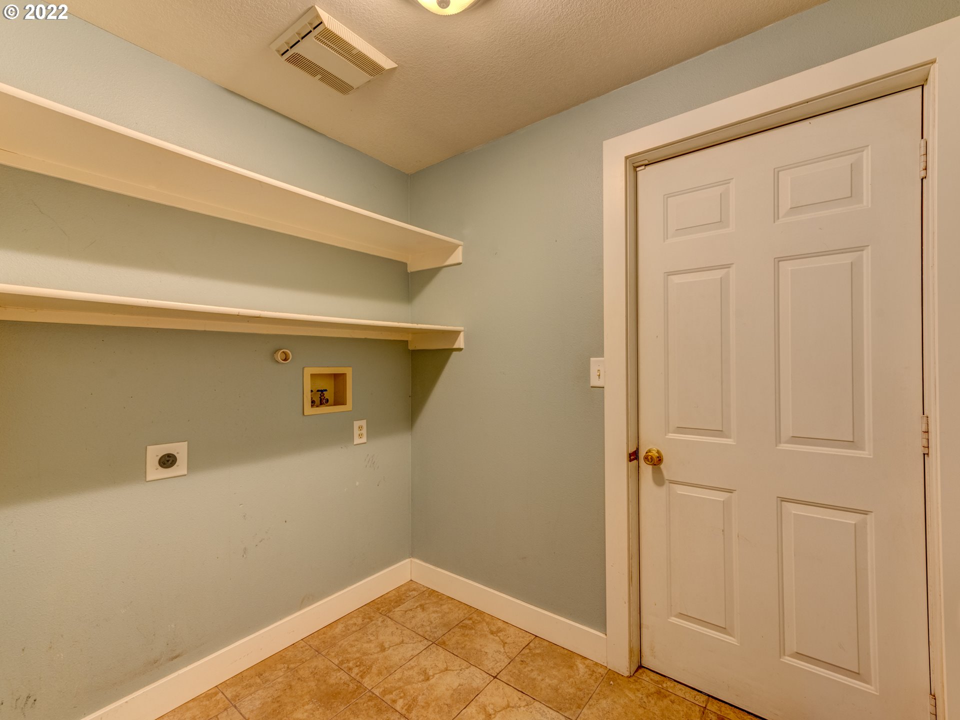 4323 Forsythia Street Springfield, OR 97478 - Photo 18 of 29