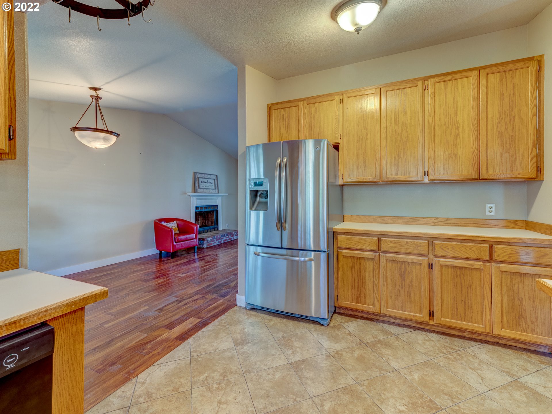 4323 Forsythia Street Springfield, OR 97478 - Photo 8 of 29