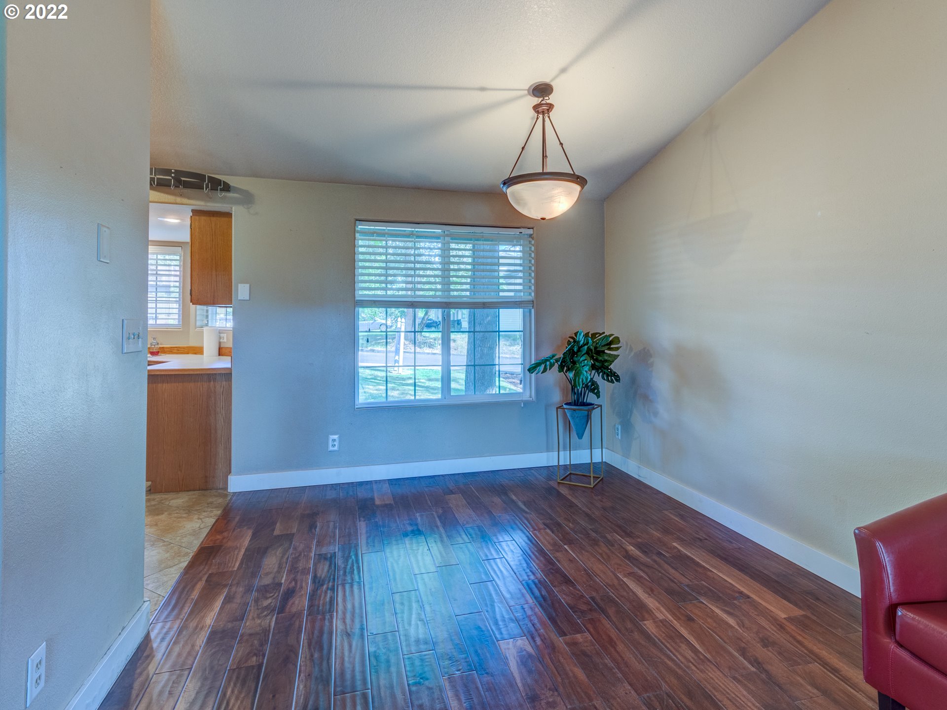 4323 Forsythia Street Springfield, OR 97478 - Photo 10 of 29