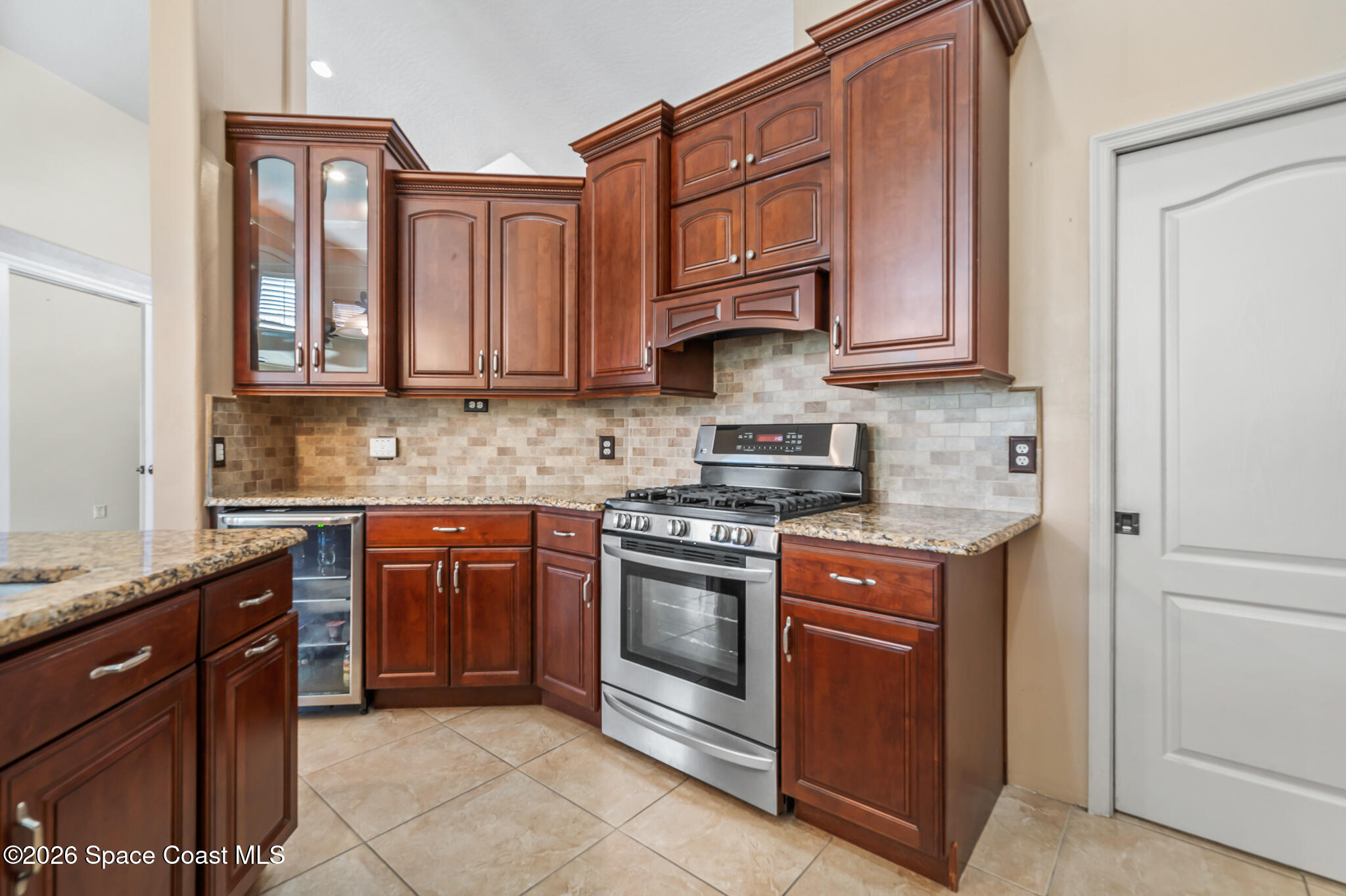 751 Lake Drive Melbourne, FL 32940 - Photo 19 of 36 Kitchen