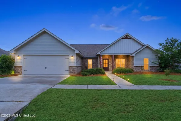 $285,000 | 34 Castlewoods Way, Petal, MS 39465