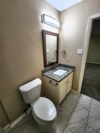 $2,400 | 127 Cooper Street, Cedar Hill, TX 75104