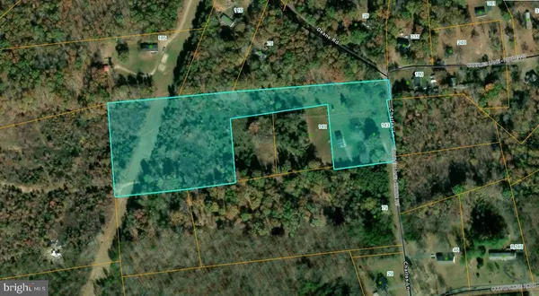 $259,000 | 143 Charles Lane, Louisa, VA 23093