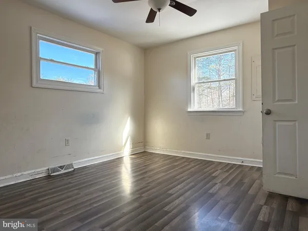 $259,000 | 143 Charles Lane, Louisa, VA 23093