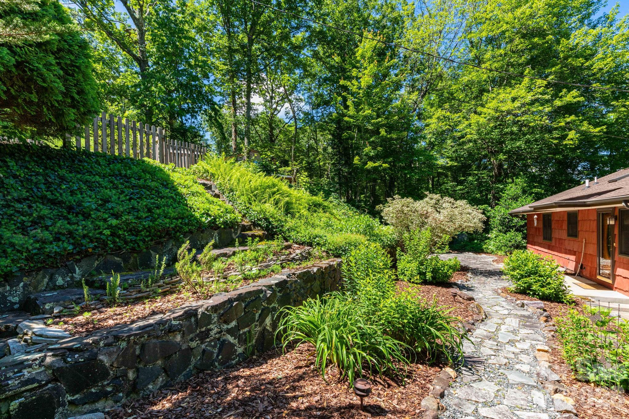 168 Blossom Ridge Leicester, NC 28748 - Photo 3 of 39
